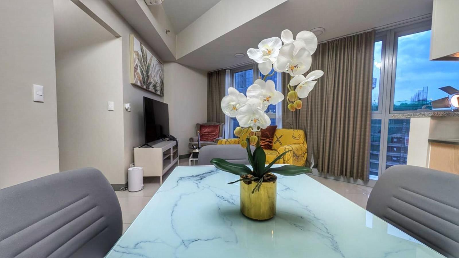 Eg Private House -Bgc Uptown Aparthotel Taguig Ngoại thất bức ảnh
