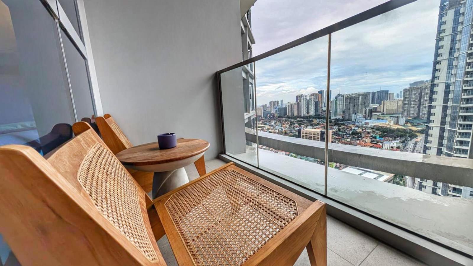 Eg Private House -Bgc Uptown Aparthotel Taguig Ngoại thất bức ảnh