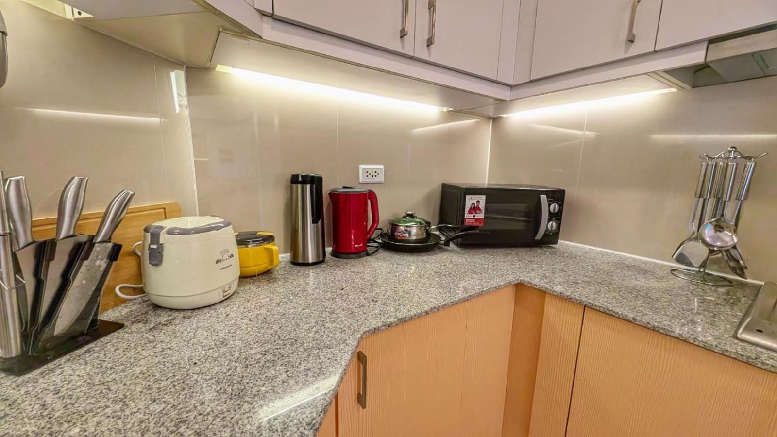 Eg Private House -Bgc Uptown Aparthotel Taguig Ngoại thất bức ảnh